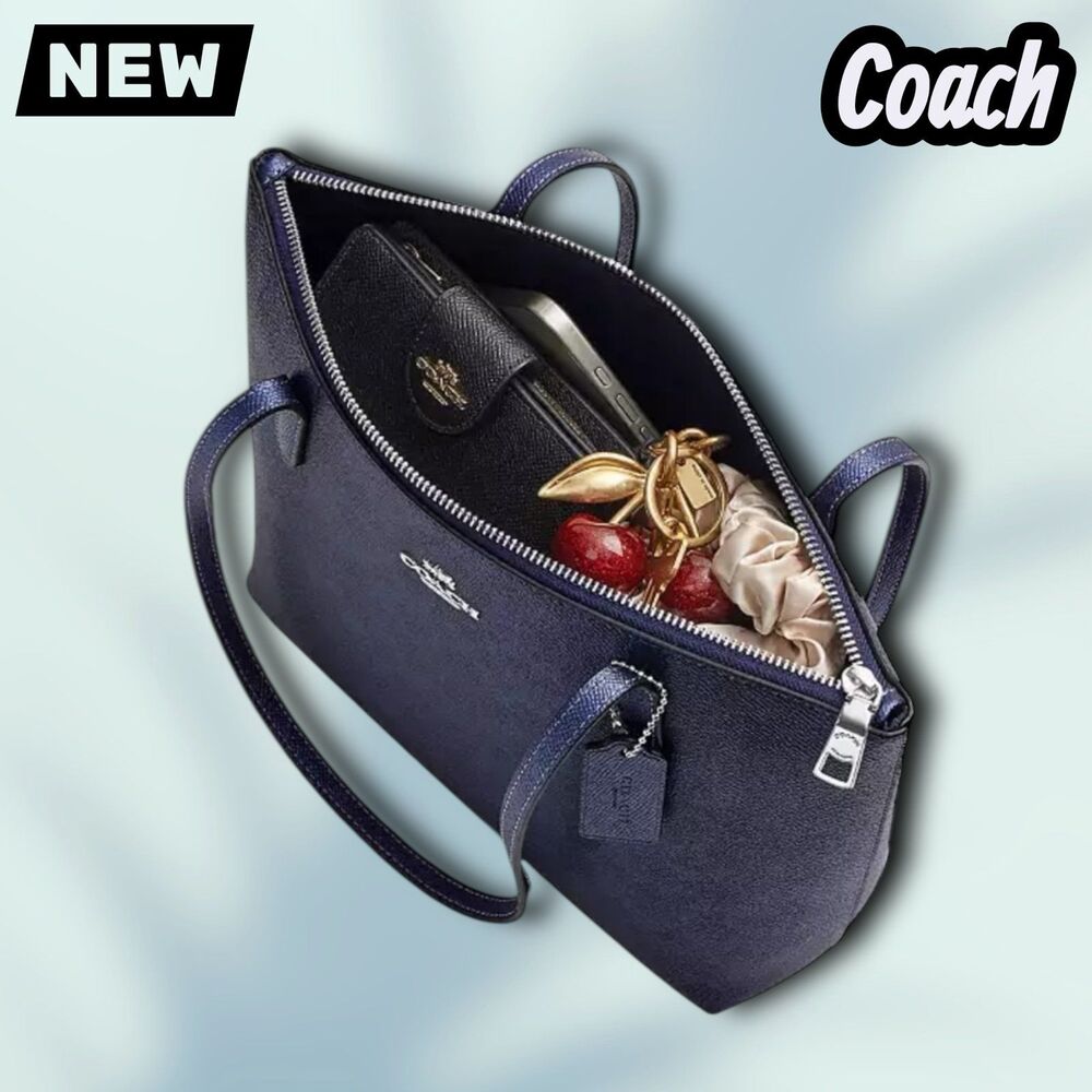 🔴New NWT Coach Fiona Zip Tote Bag in Signature Canvas – SV/Blue/Navy - Picture 4 of 8